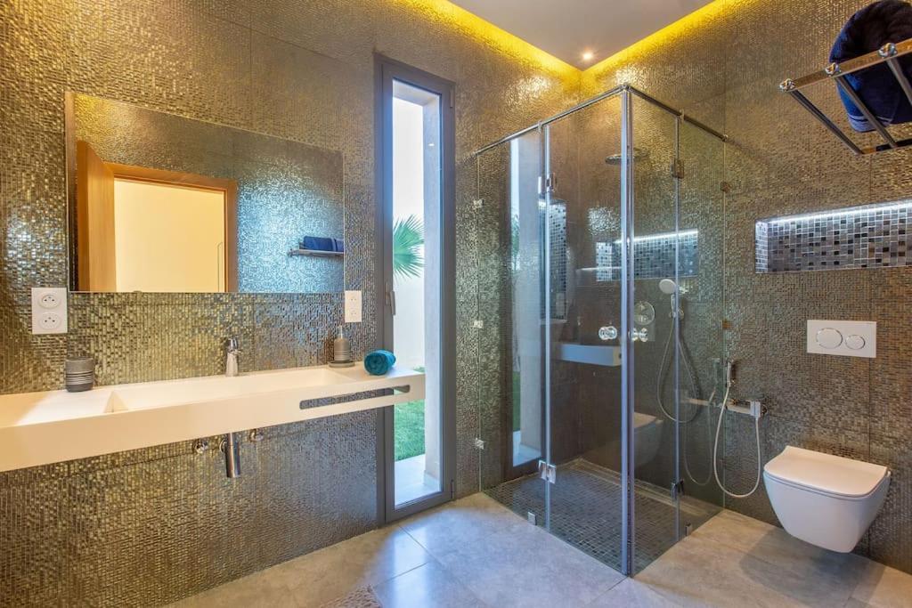 Villa Hawai, Ss Vis A Vis Avec Espace De Sport , Piscine Chauffee Marrakesh Extérieur photo